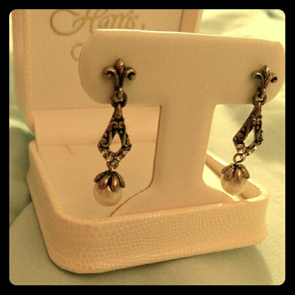 Rustic dangling pearl earrings